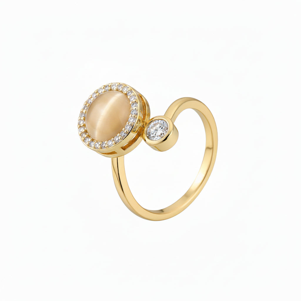 Aura Cat-Eye Statement Ring