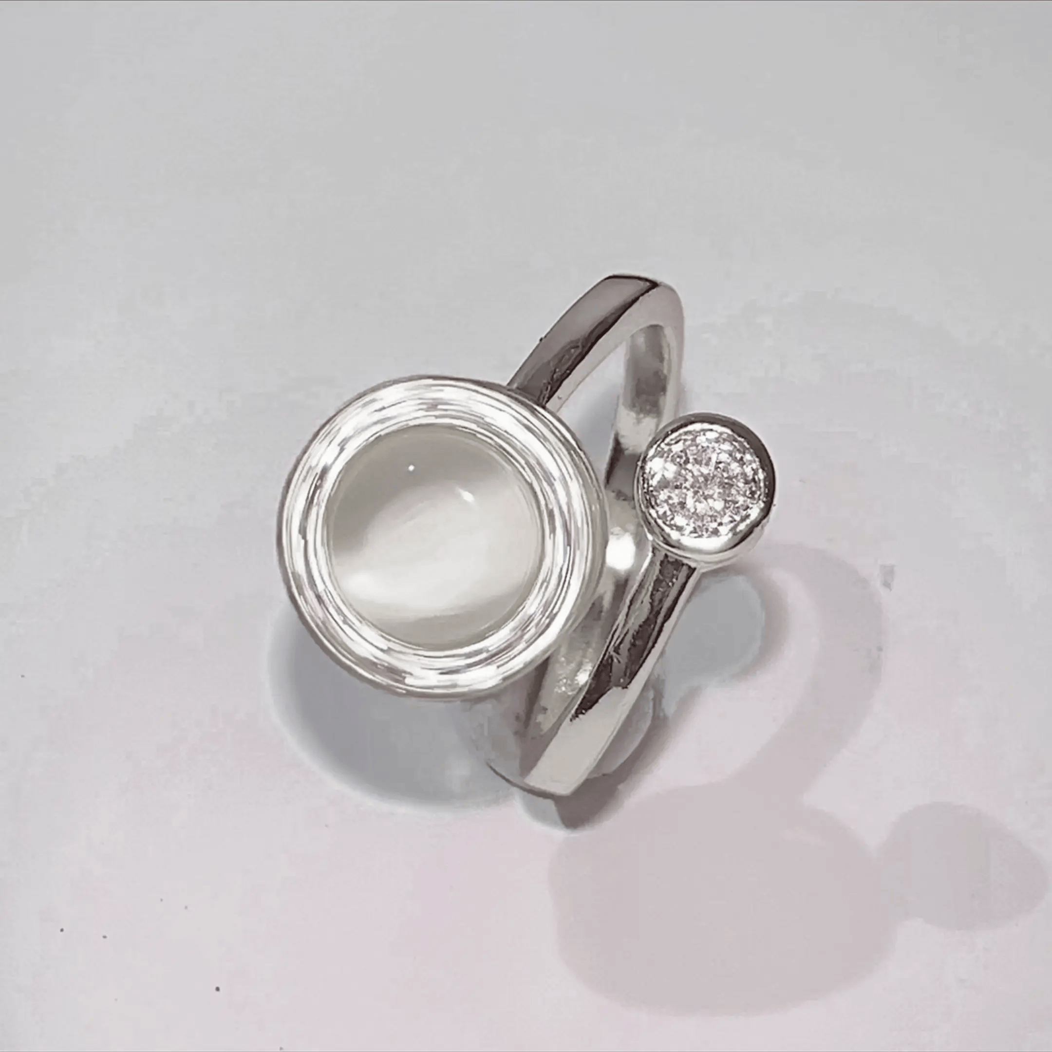 Aura Cat-Eye Statement Ring
